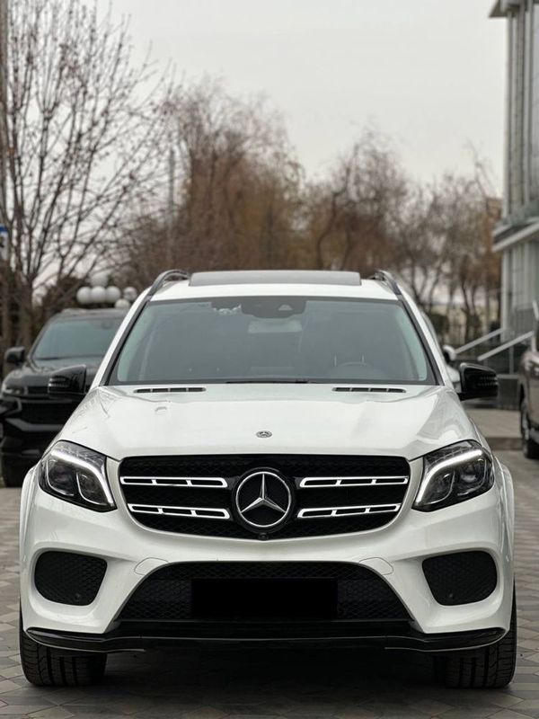 Mercedes-Benz GLS 400 4MATIC Mercedes-Benz GLS 400 4MATIC