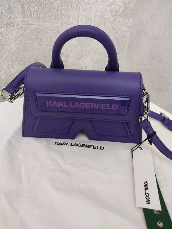 Продаю оригинальную сумку Karl Lagerfeld. Продаю оригинальную сумку Karl Lagerfeld.