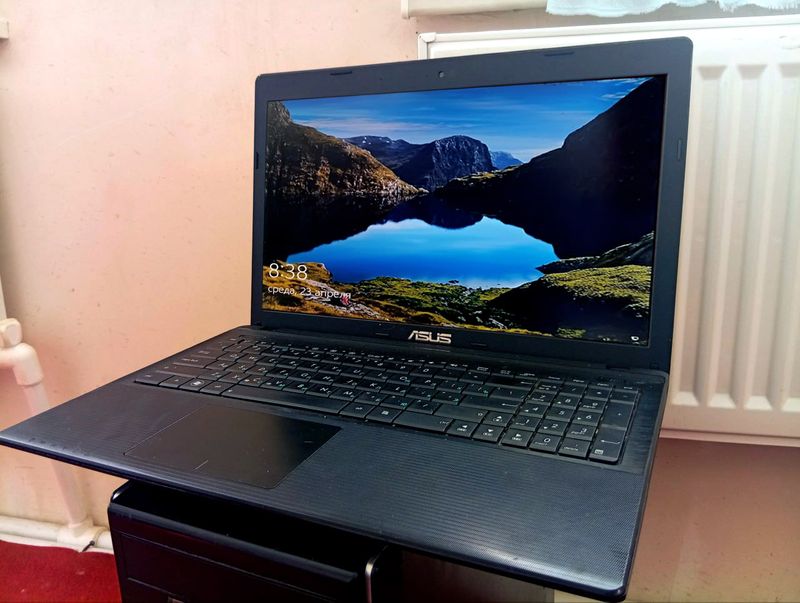 ASUS Noutbuk Sotiladi ASUS Noutbuk Sotiladi