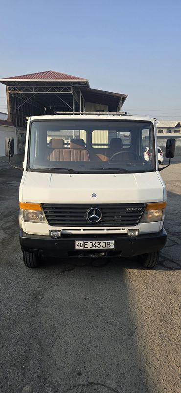 Mercedes_benz EVAKVATOR