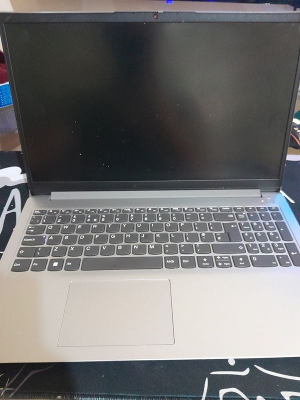 Kompyuter Notbuk (Notebook Lenovo IpeaPad 1 15IGL7]