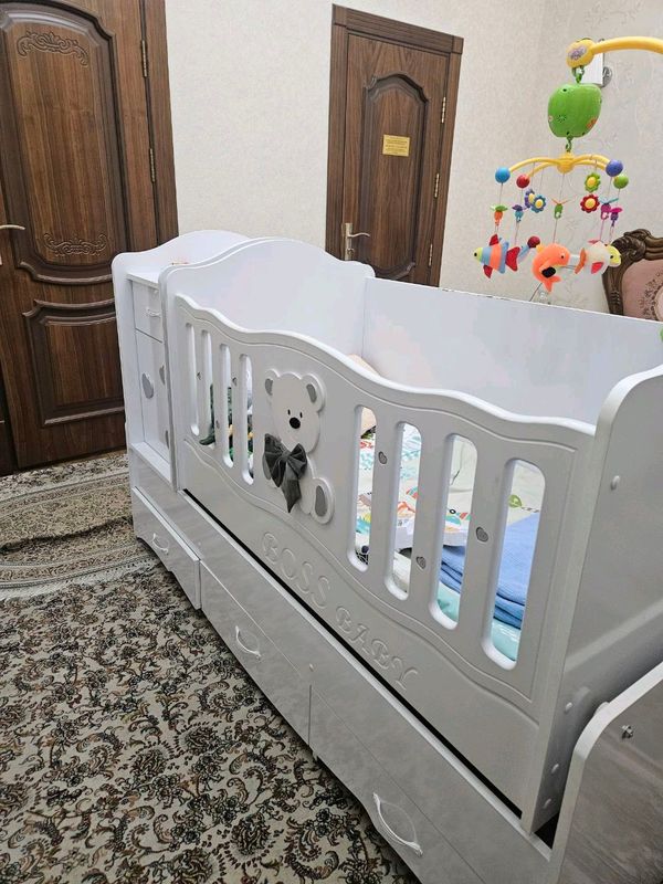 kravat sotiladi tebranadi olinadi matrasi bor kravat sotiladi tebranadi olinadi matrasi bor