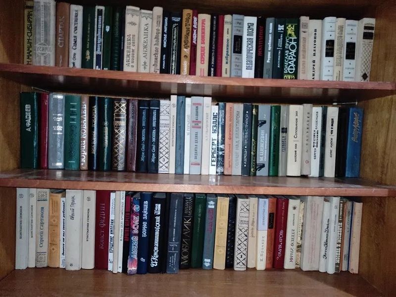 Kitob sotam rus tilida / продам книги на русском языке