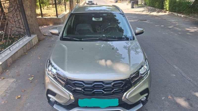 Срочно продаётся автомобиль Lada XRay Cross Срочно продаётся автомобиль Lada XRay Cross