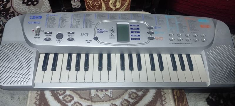 Синтезатор Casio SA-75 сотилади Синтезатор Casio SA-75 сотилади