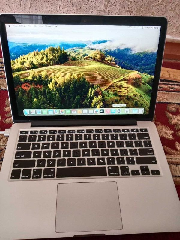 MacBook Pro xolati alo