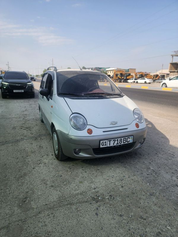 Matiz sotiladi metani bor best matorlari zur soatde ishledi