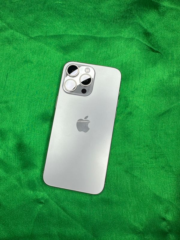 iPhone 15 ProMax 512gb Titanium Akk: 87% Kelwamiz iPhone 15 ProMax 512gb Titanium Akk: 87% Kelwamiz