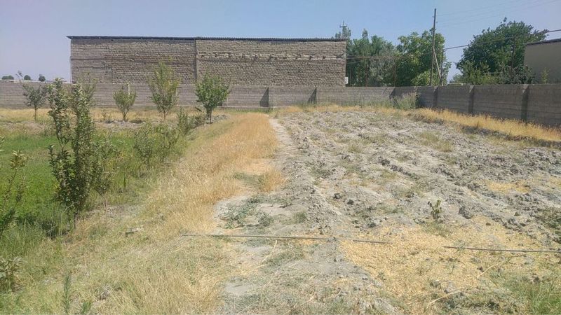 Uchastka sotiladi tayor yer