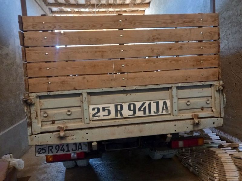 Газел, 2002йил Бензин+Метан газ. Завод грузавой Газел, 2002йил Бензин+Метан газ. Завод грузавой