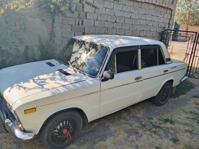 Продается машина Жигули 1983 года Продается машина Жигули 1983 года
