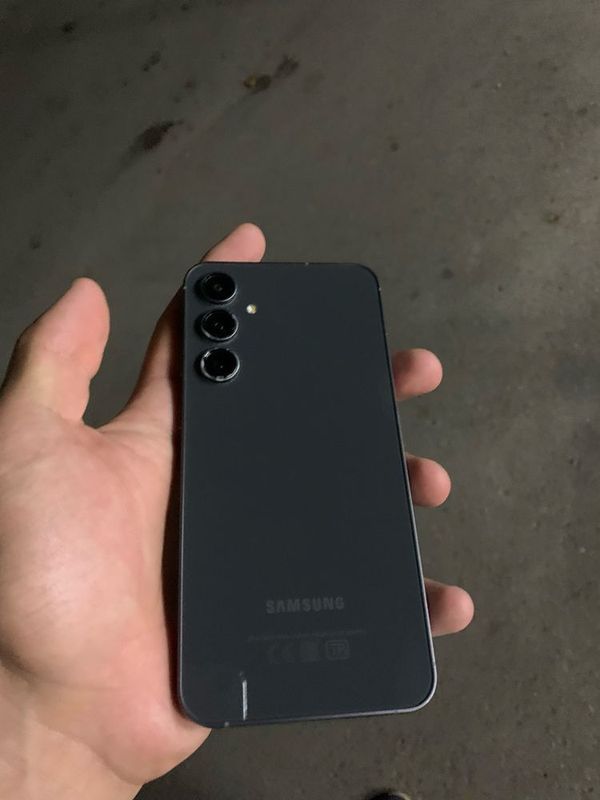 samsung s23fe srochna samsung s23fe srochna