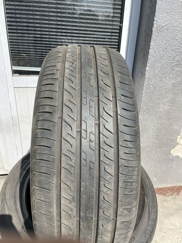 235 55 R19 Giti baloni