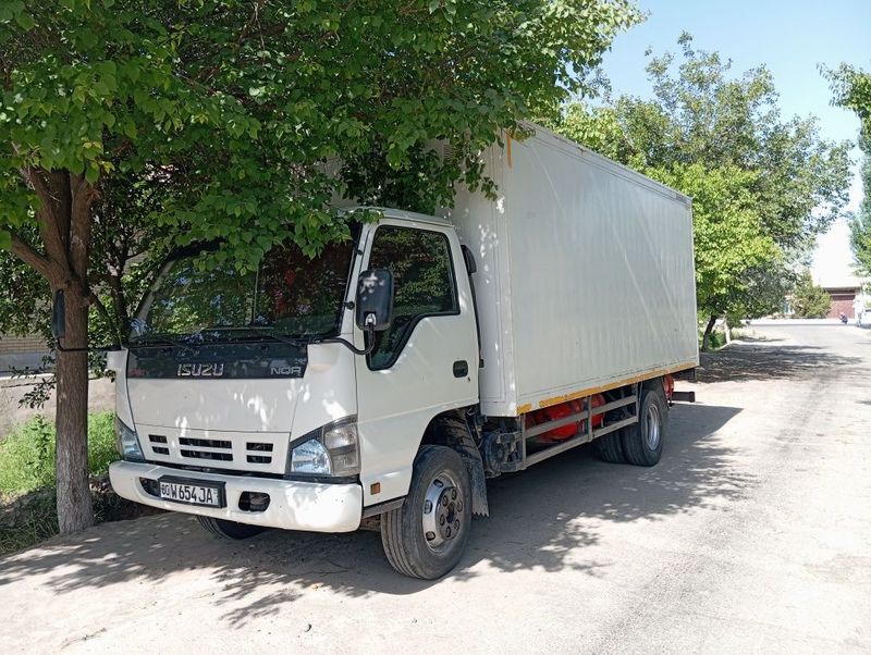 Isuzu yukmashinasi Isuzu yukmashinasi
