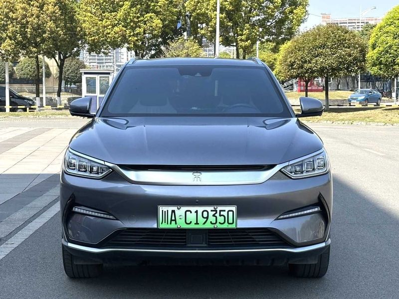 BYD Song PLUS EV 2022, пробег 505 км, цена \$22 500. BYD Song PLUS EV 2022, пробег 505 км, цена \$22 500.