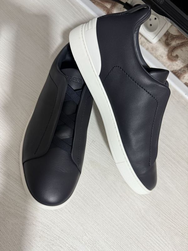 Ermenegildo Zegna barsofkasi sotilvoti. Ermenegildo Zegna barsofkasi sotilvoti.