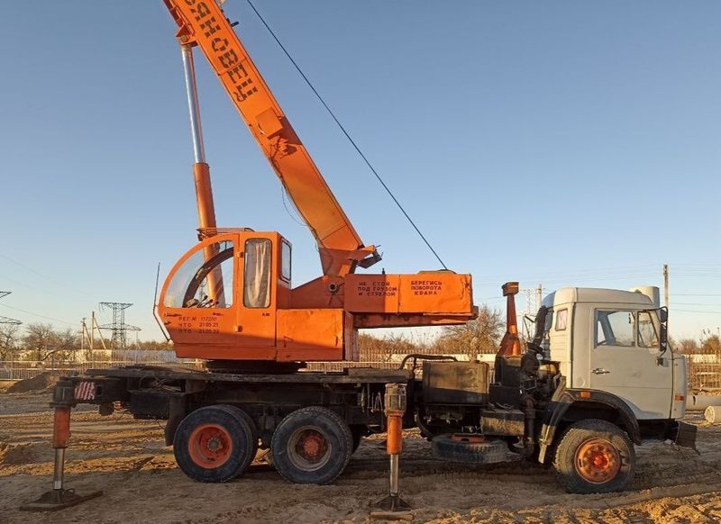 Камаз автокран Kamaz avtokran 55111