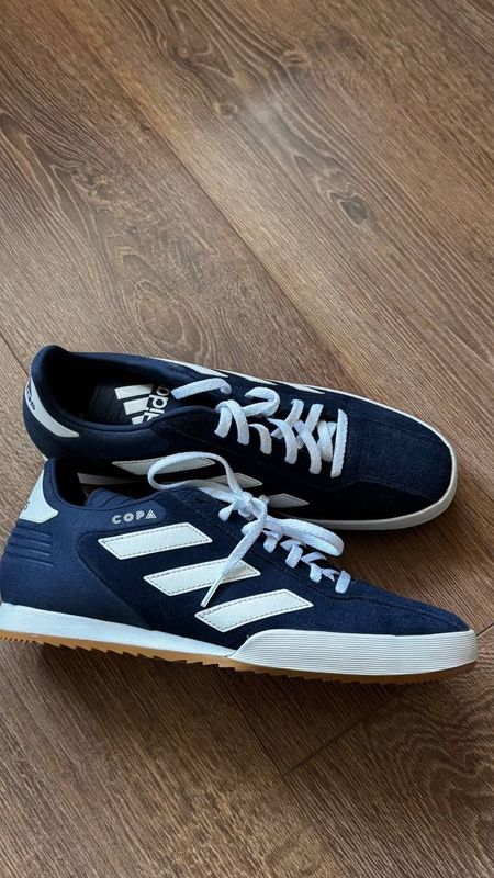 Кроссовки Adidas р 42 Кроссовки Adidas р 42