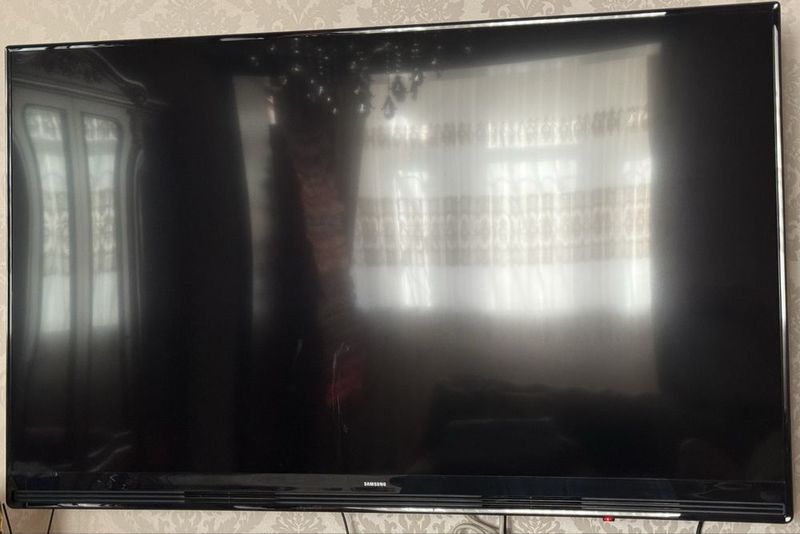 Телефизор Samsung + smart box