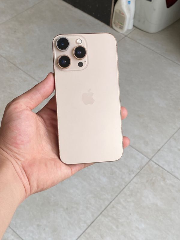 Iphone Xr 128gb ideal (14 pro korpusida) Iphone Xr 128gb ideal (14 pro korpusida)