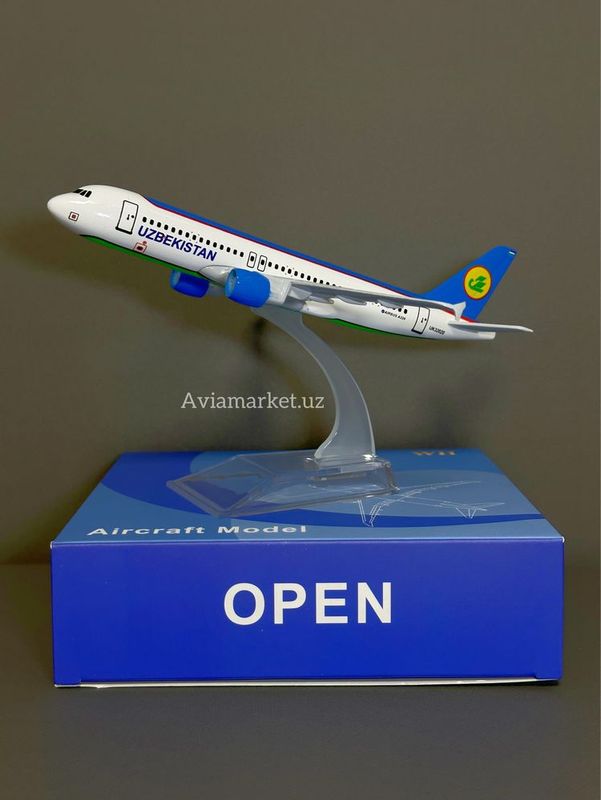 Самолет AIRBUS A320 Uzbekistan Airways (100% металл отличный подарок)