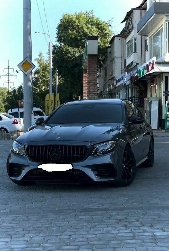 Mercedes Benz E53 AMG Mercedes Benz E53 AMG