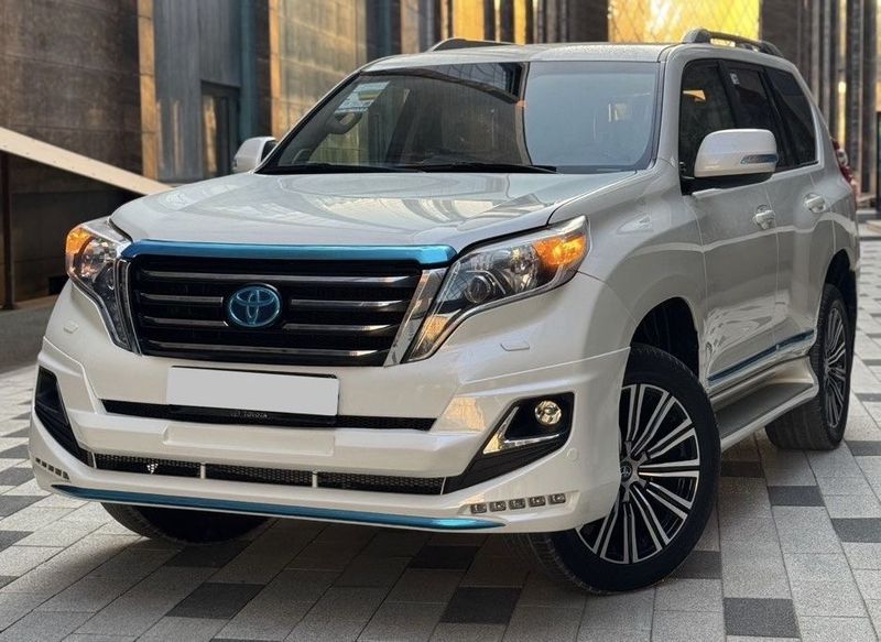 Tayota Land Cruiser Prado 150