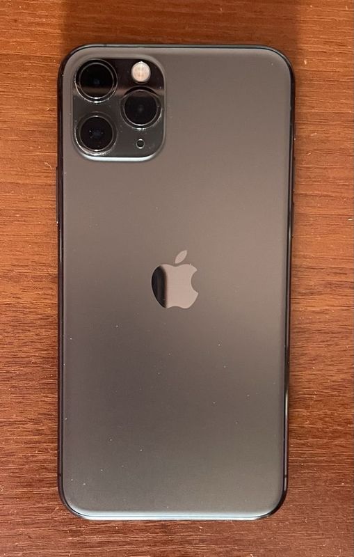 Iphone 11 pro 64 gb Iphone 11 pro 64 gb