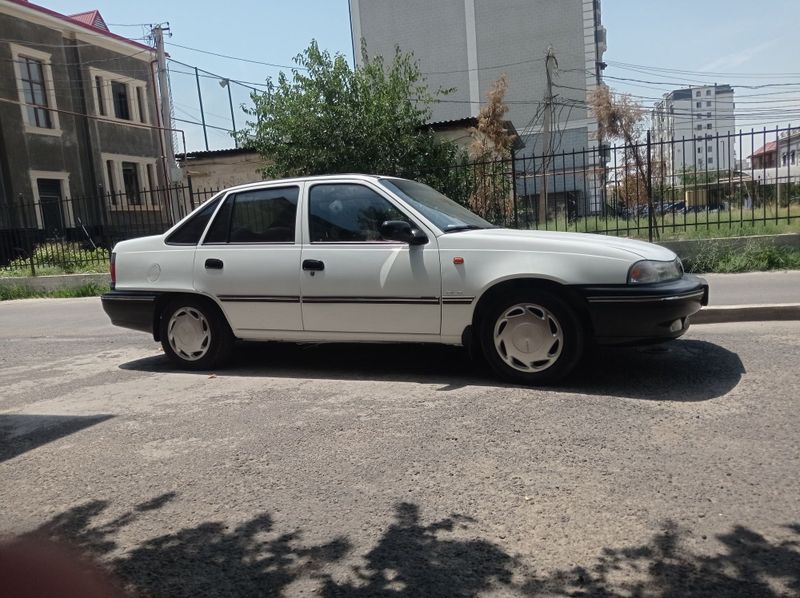 Nexia. 1 rangi oq Nexia. 1 rangi oq