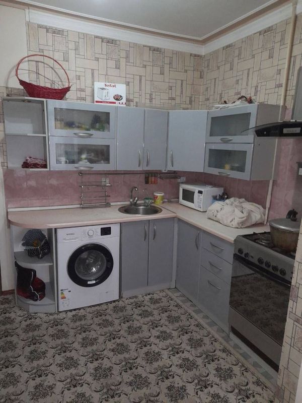 Qizlarga kvartira bor Qizlarga kvartira bor