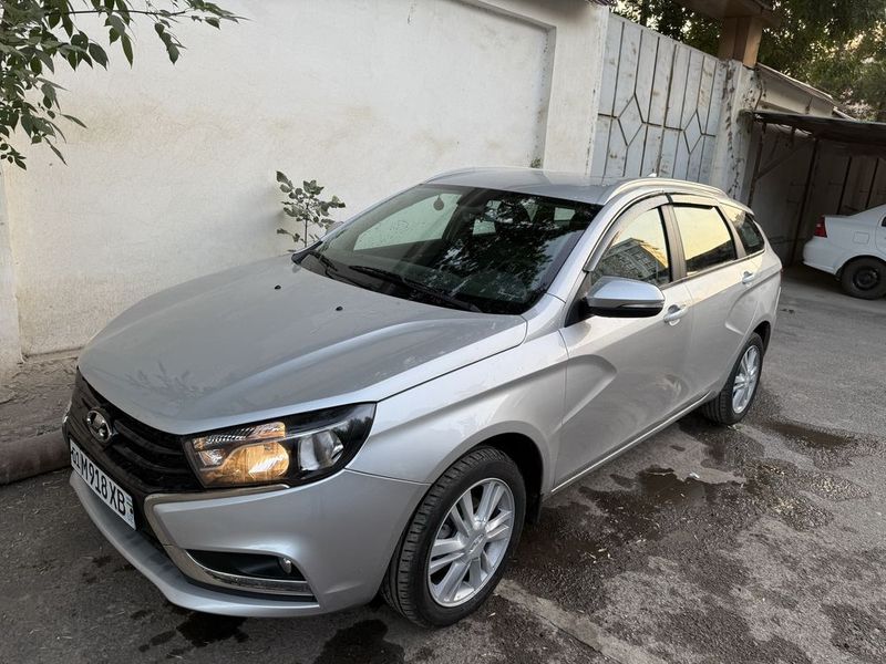 Продается Lada Vesta SW Продается Lada Vesta SW