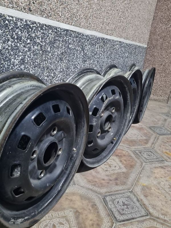 Diska r13 matiz. . Diska r13 matiz. .