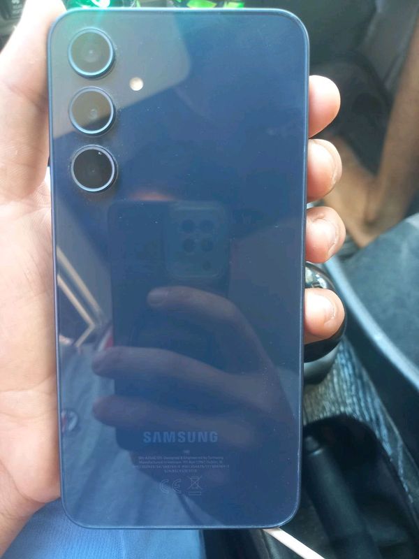 samsung A35 5g 128/8