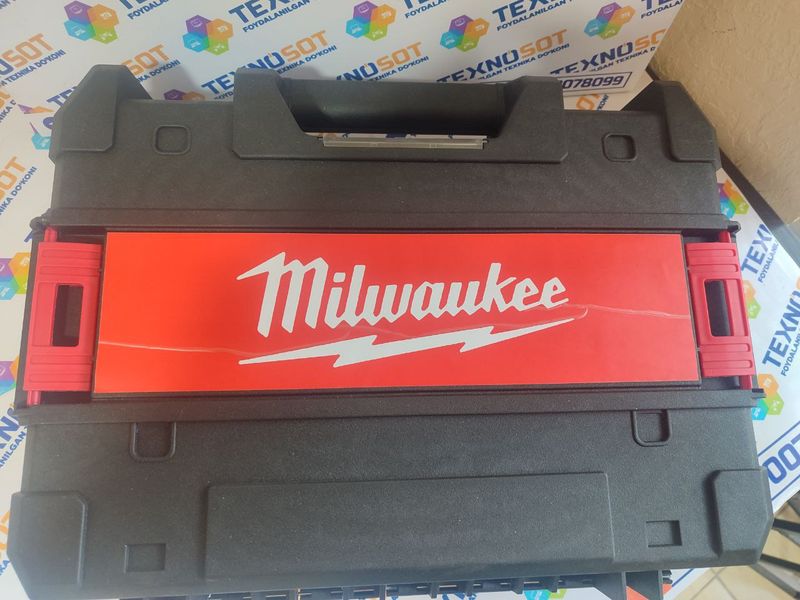 Продается лазерный уровень Milwaukee
