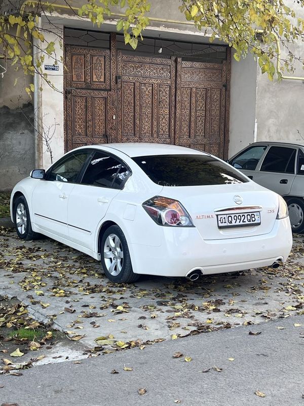 Nissan altima sotiladi holati idal propan gazlari bilan turibdi Nissan altima sotiladi holati idal propan gazlari bilan turibdi