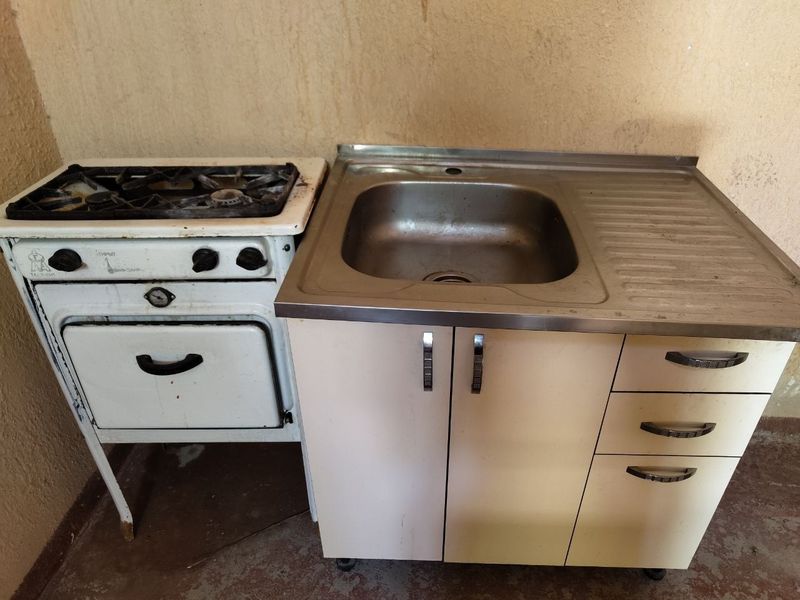 Tayyor moyka va gaz plita Tayyor moyka va gaz plita