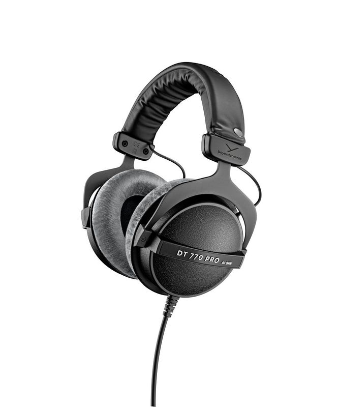 Продам студийные наушники Beyerdynamic DT 770 PRO (80 Ohm)