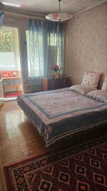 Продается. 3 / 3 / 4 комнат. На Ц-2. Ор. Главпочтам. Продается. 3 / 3 / 4 комнат. На Ц-2. Ор. Главпочтам.
