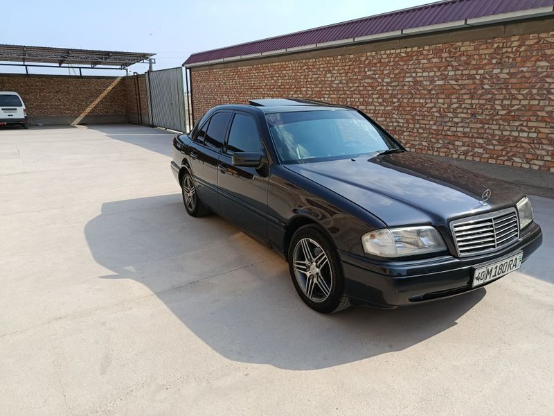 Мерседес W202 сотилади