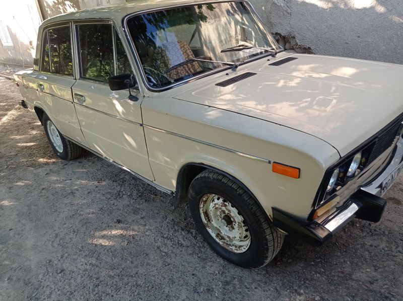 Vaz 2106 sotiladi