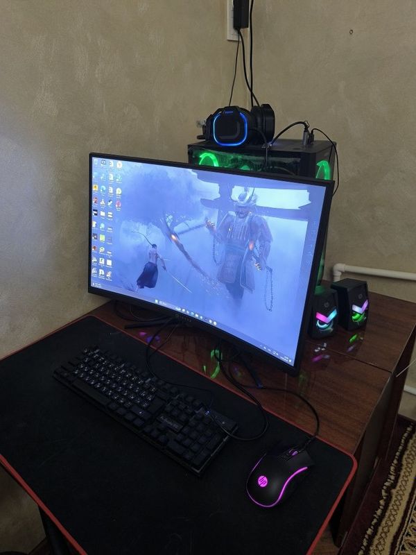 Продаётся игровой компьютер Продаётся игровой компьютер