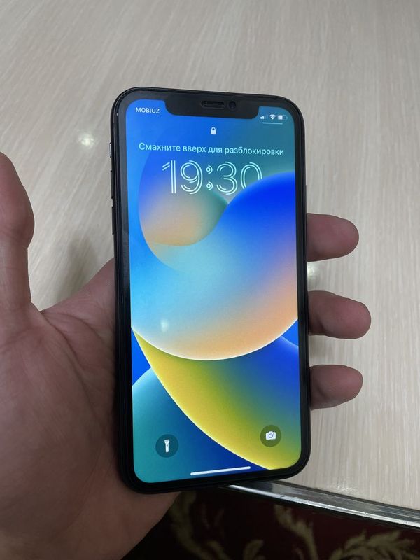 Iphone 11 128gb srocni sotiladi