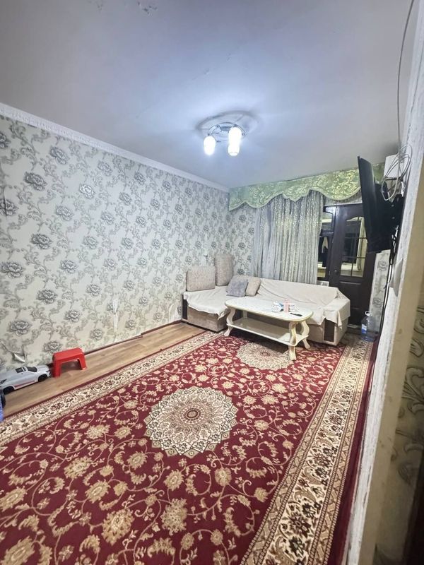 Продается Чил 21 кв 2/3/4 ор-р Каромат Продается Чил 21 кв 2/3/4 ор-р Каромат