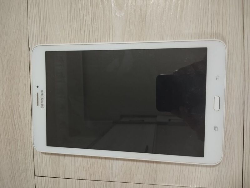 Samsung Galaxy Tab E Samsung Galaxy Tab E