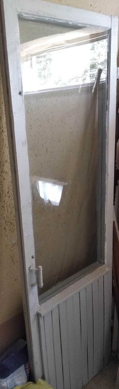 Дверь 2.10х0.8. отдам даром