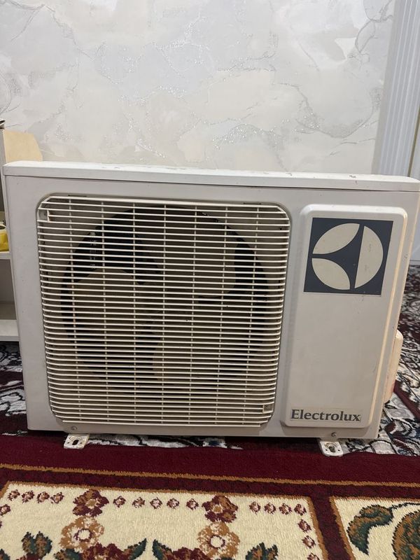 Kandisoner 12 talik yangi sotiladi firma ELECTROLUX Kandisoner 12 talik yangi sotiladi firma ELECTROLUX