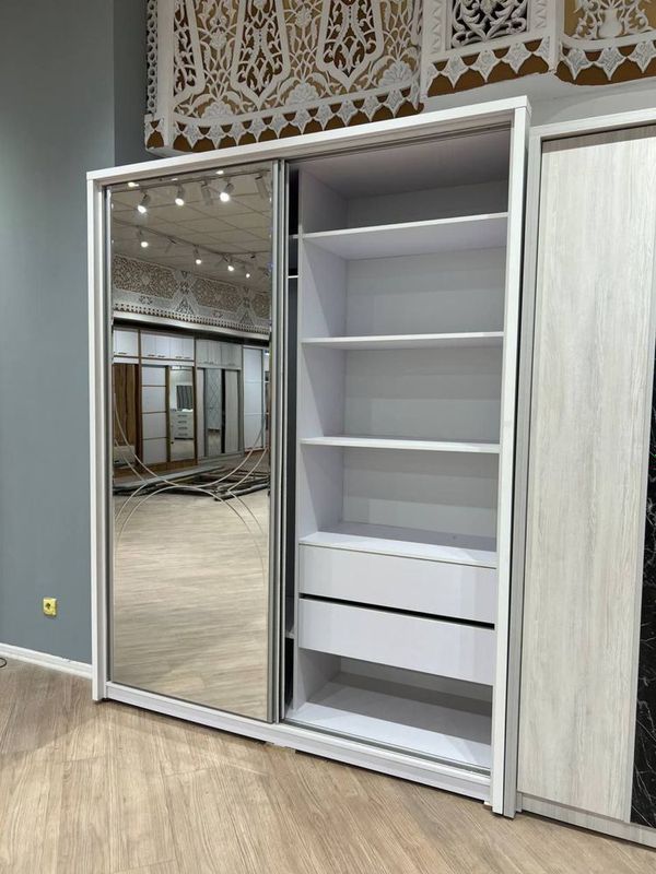 Шкаф купе от Comfort Mebel Шкаф купе от Comfort Mebel