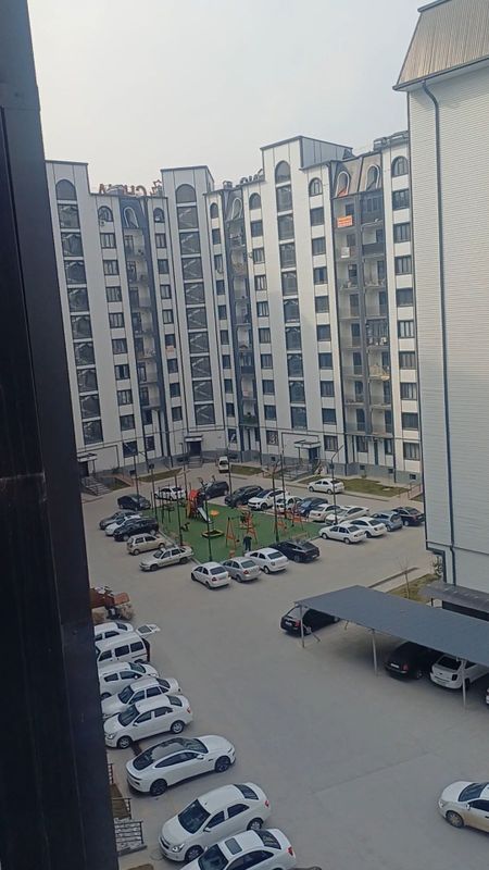Sergeli 6A "CHINA " Hausda kadastiri chiqqan 56kv uy sotiladi Sergeli 6A "CHINA " Hausda kadastiri chiqqan 56kv uy sotiladi