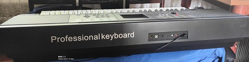 Yamaha psr 493 сотилади Yamaha psr 493 сотилади