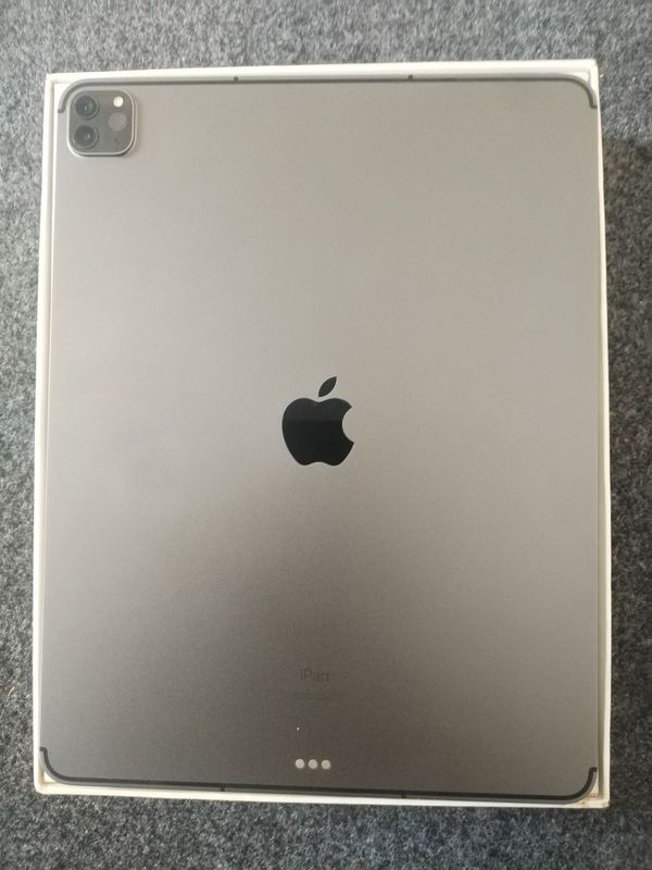 Ipad pro m1 256 xotira simkarta Ipad pro m1 256 xotira simkarta